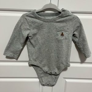 🛍️5/$30🛍️ 3-6 month GAP long sleeve bodysuit